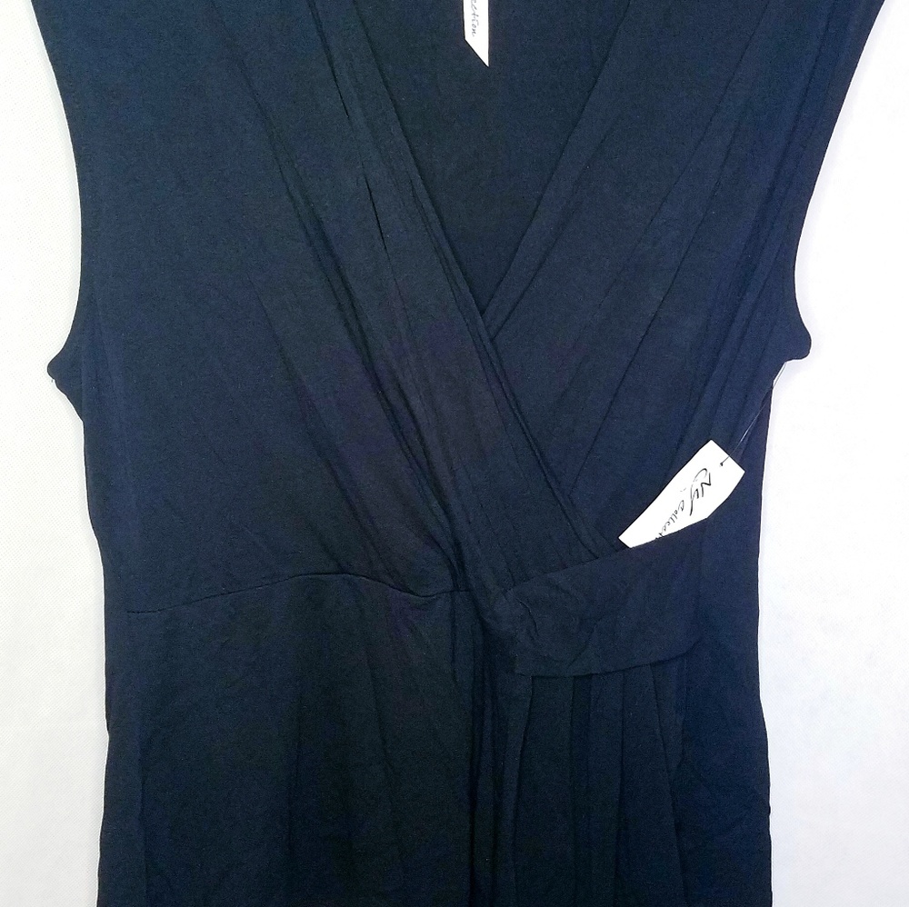 NY Collection Women's Black V-Neck Blouse